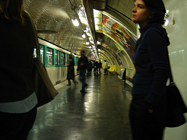 Nous prenons le métro