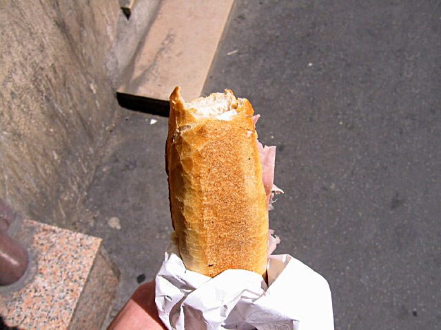 Je mange