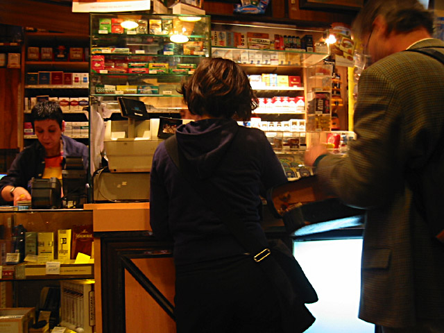 Sabine achète du tabac