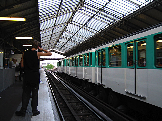 J'attends le métro
