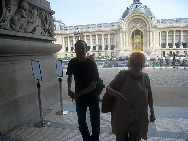 Je sors faire entrer L.D et Laurent