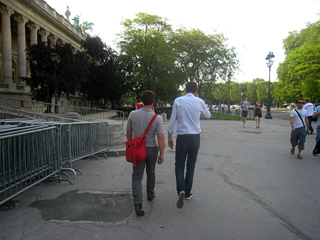 Nous marchons