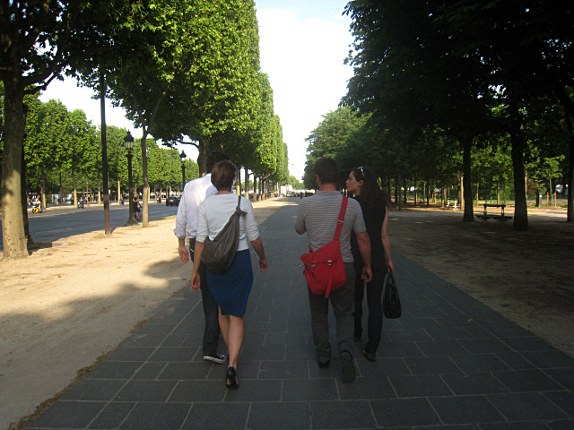 Nous marchons