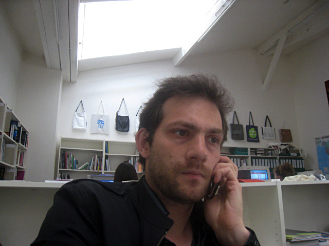 Je téléphone