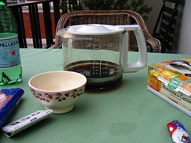 Nous buvons du café