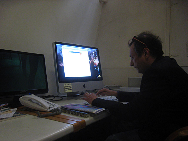 Nous travaillons