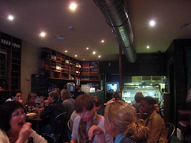 Nous allons dans un restaurant italien