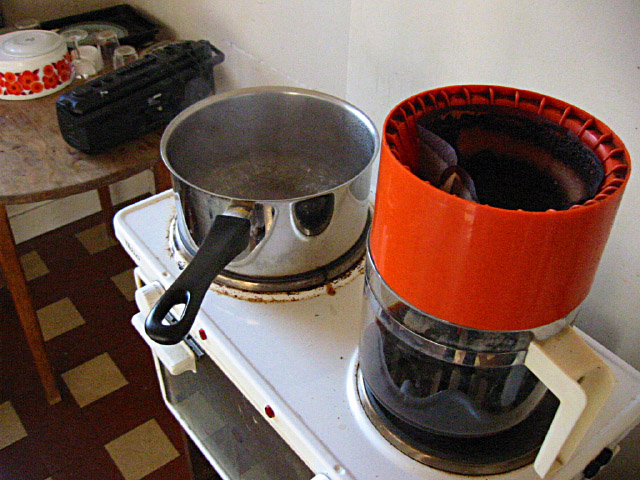 Je prépare le café