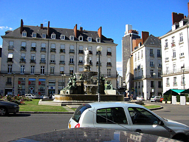 Je vais dans le centre-ville