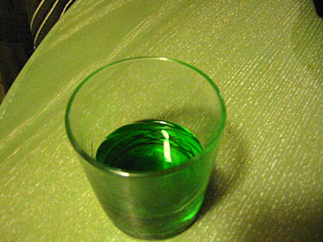 Je bois de la menthe à l'eau