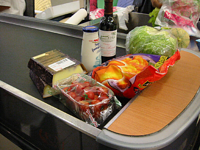 Nous achetons à manger