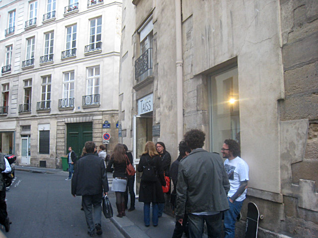 J'arrive à la Galerie Taiss