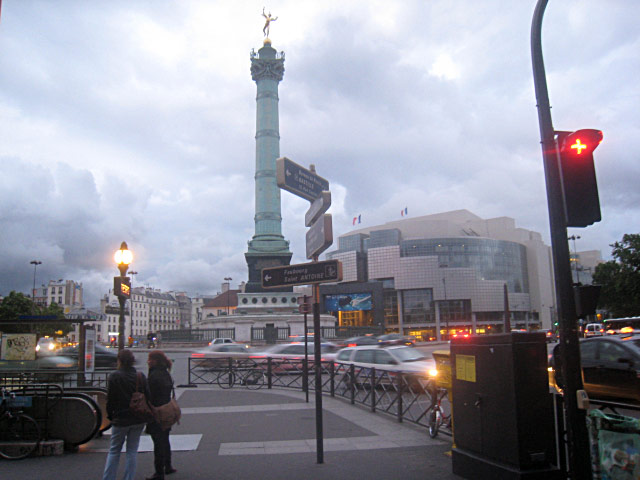 Joffrey prend le métro à Bastille