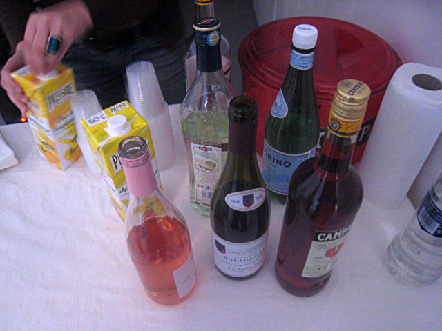 Je vais au bar