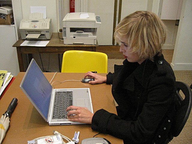 Emilie. Une graphiste