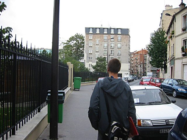 Jeudi. Edouard me retrouve pour travailler