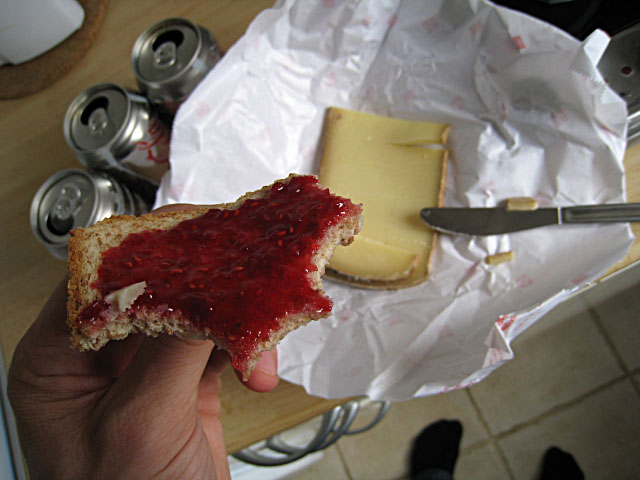 Je mange