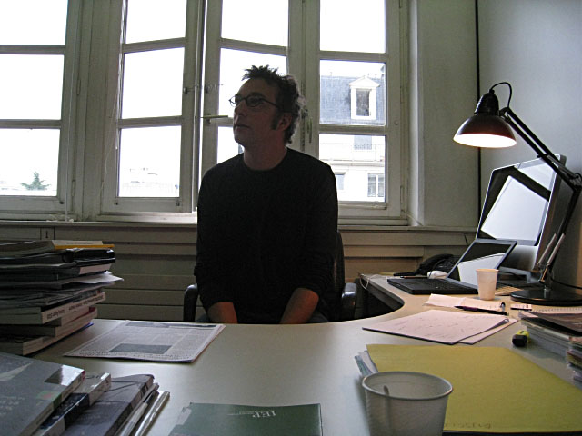 J'ai rendez-vous avec Olivier, directeur des études. Je continuerai à donner des cours à la prochaine rentrée