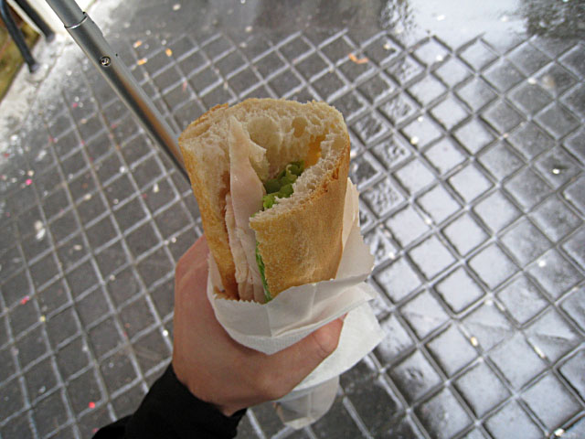 Je mange