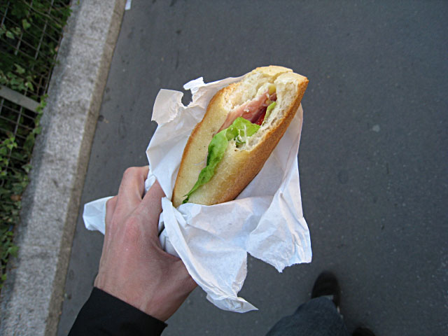 Je mange