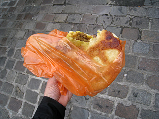 Je mange