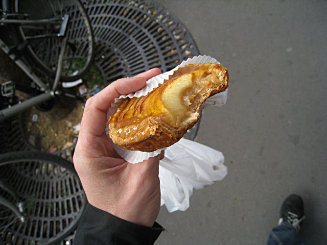Je mange