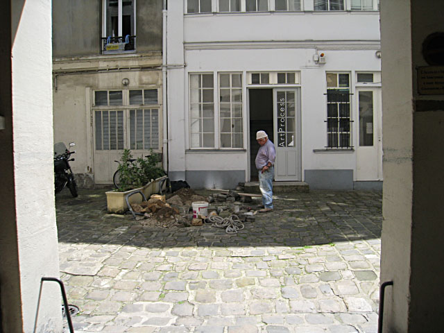 Je retourne au bureau