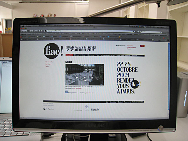 Je le briefe sur le site de la Fiac