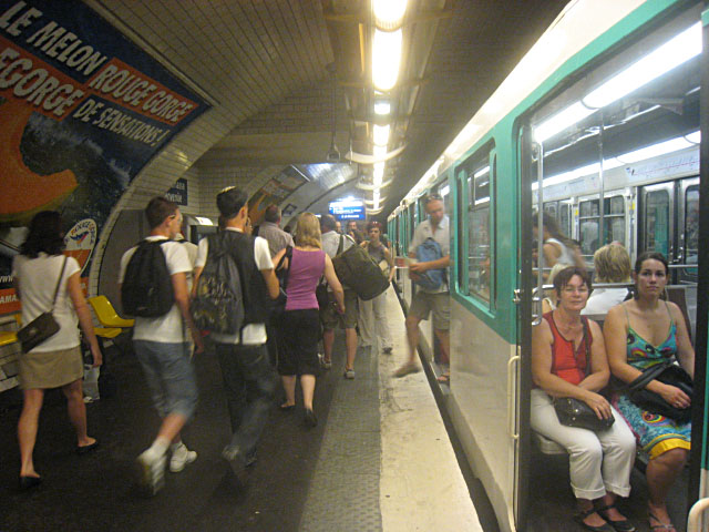 Je descends à Montparnasse
