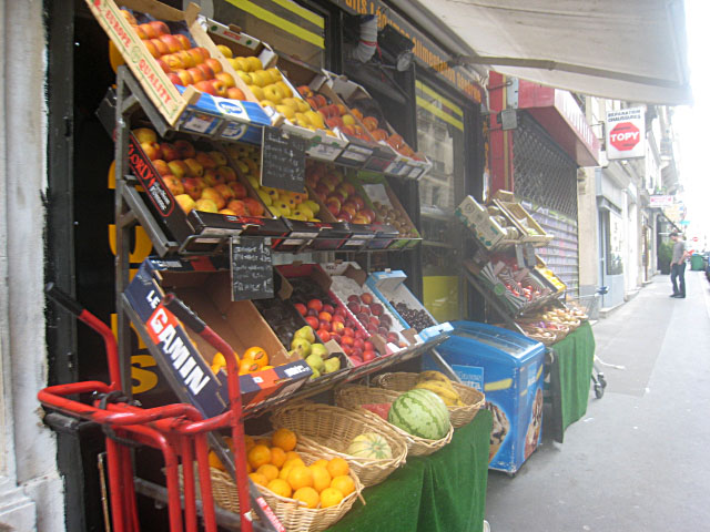 Je passe à l'alimentation prendre un coca