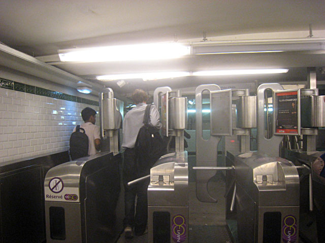 Je prends le métro