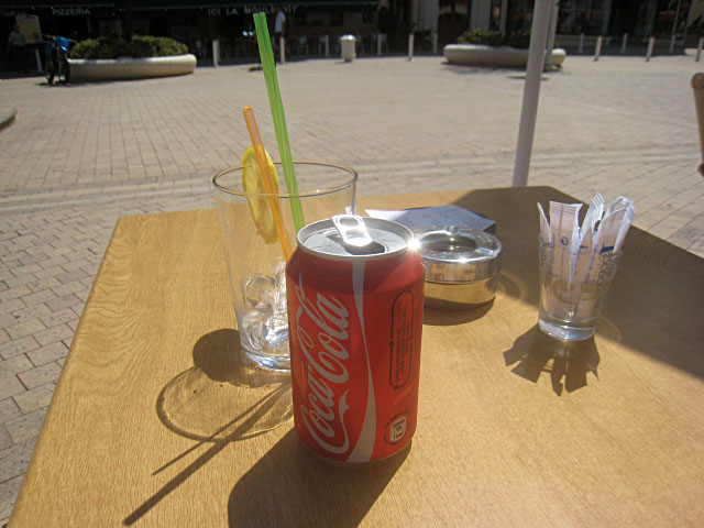Je bois un coca