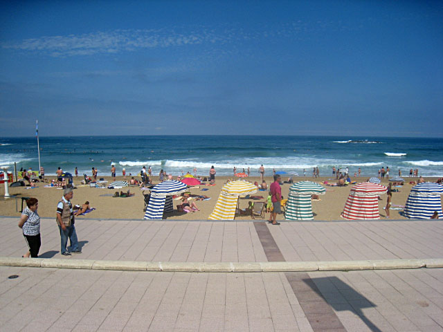 Je vais à la plage