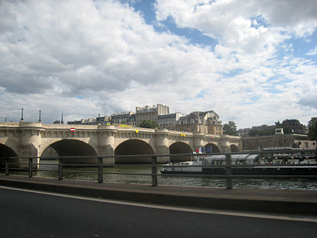 Le taxi roule