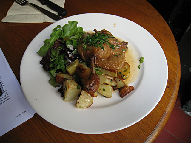 Je mange
