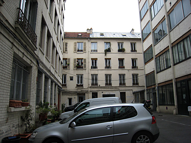 Nous arrivons chez Edouard