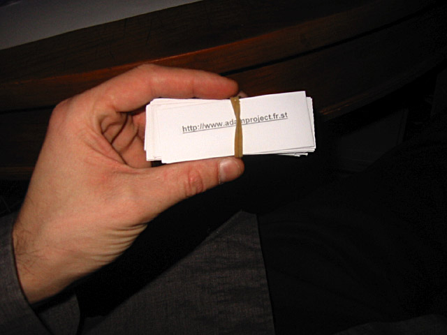 J'imprime des mini-flyers pour promouvoir ADaM