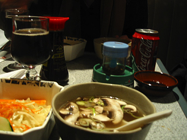 Nous allons manger un japonais juste en bas
