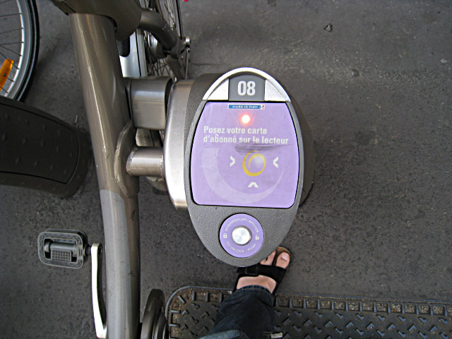 Je dépose mon vélo