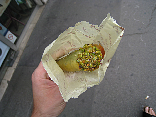 Je mange