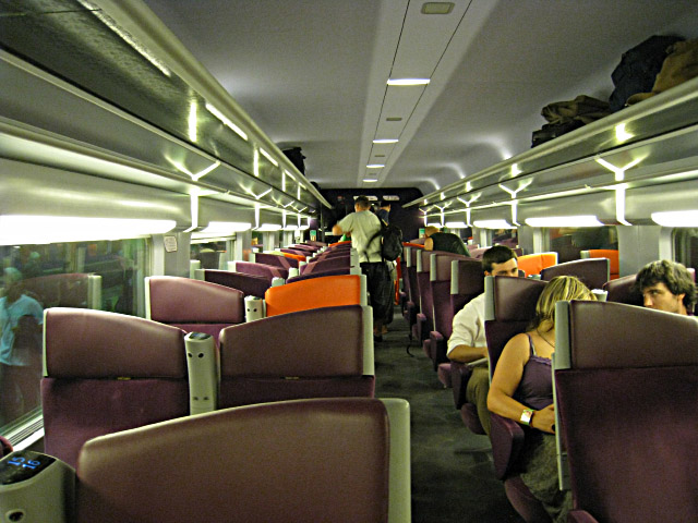Nous montons dans le train