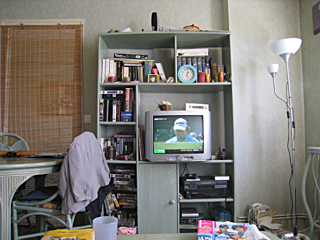 Je regarde la télévision
