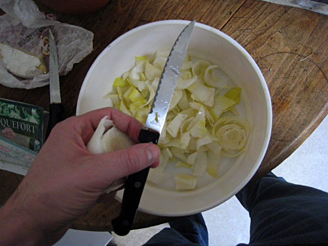 Je prépare à manger