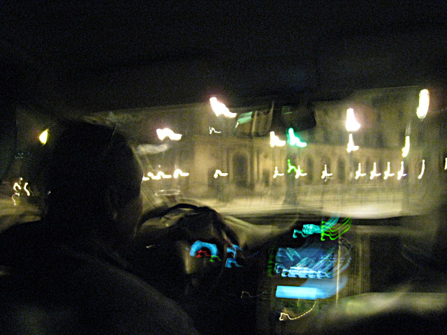 Nous prenons un taxi