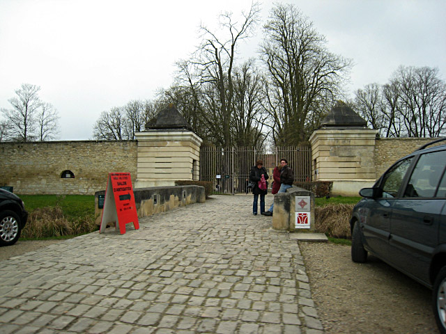 Nous arrivons à l'Abbaye de Royaumont