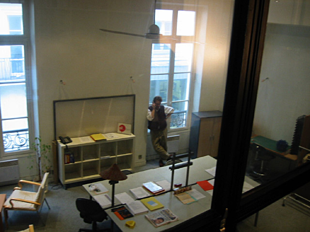 Dominique téléphone