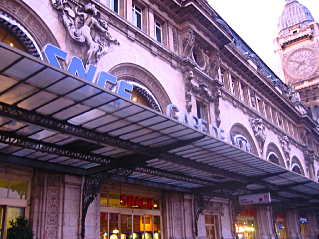 Je vais à la gare de Lyon