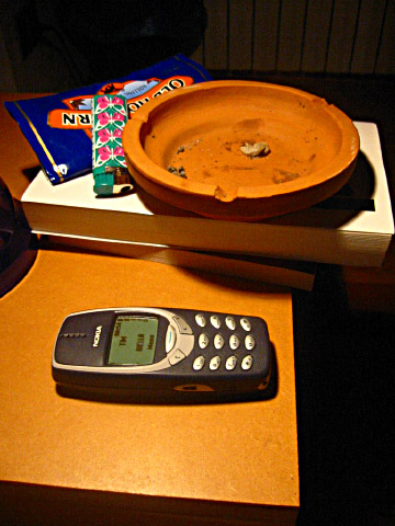 Je règle mon téléphone pour qu'il me réveille demain matin à 8h
