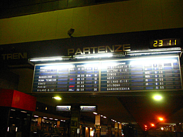 Notre train est à 23h48