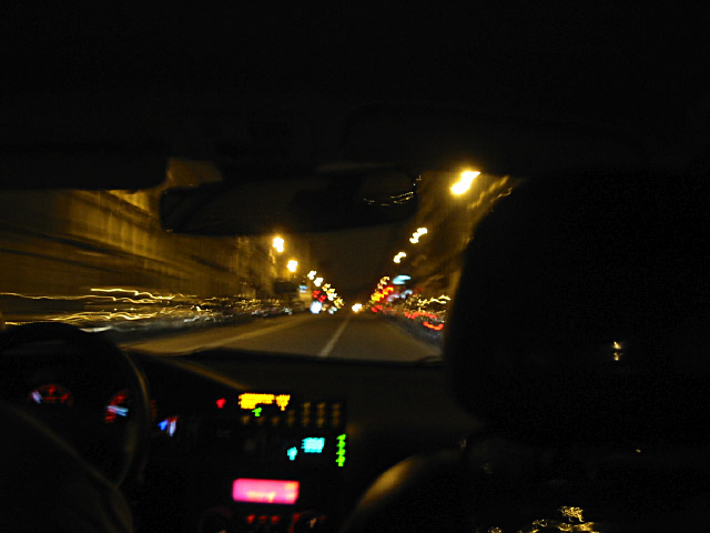 Une fois dans Paris je prends un taxi